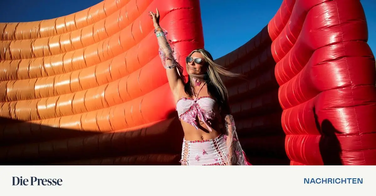 Coachella-Influencer-Olympia-in-der-kalifornischen-W-ste-premium-
