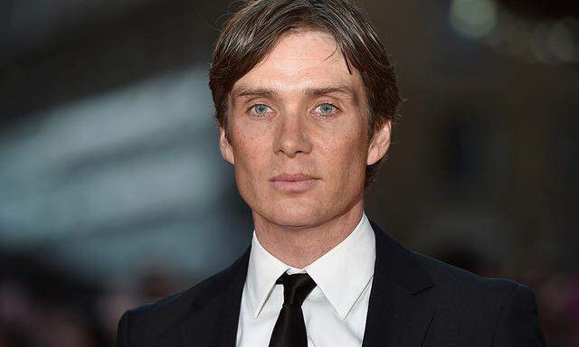 Cillian Murphy poses as he arrives for the gala screening of the film ´Free Fire´ , during the 60th British Film Institute (BFI) London Film Festival at Leicester Square in London