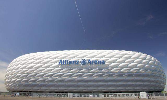 27 05 2005 Muenchen Bayern DEU Die Allianz Arena in Muenchen Froettmaning Allianz Arena Aren