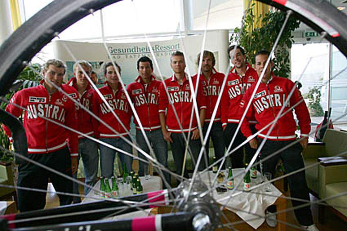 2006 setzte der Wolkersdorfer erste Ausrufezeichen: Kohl (rechts) wurde Österreichischer Staatsmeister im Straßenrennen und Glocknerkönig bei der Österreich-Rundfahrt. Beim französischen Etappen-Rennen Dauphinè Libèrè, das als wichtigstes Vorbereitungsrennen für die Tour de France gilt, wird er ausgezeichneter Dritter.