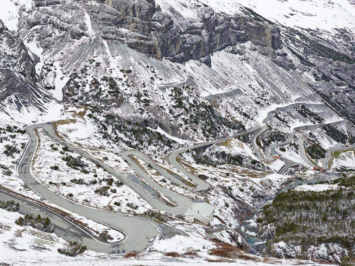 Stilfser Joch, Italien: 2757 Meter hoch und einer der Lieblingsberge des Giro d’Italia. Über ihn haben auch schon sehr viele Hobbyradler geflucht oder triumphiert.