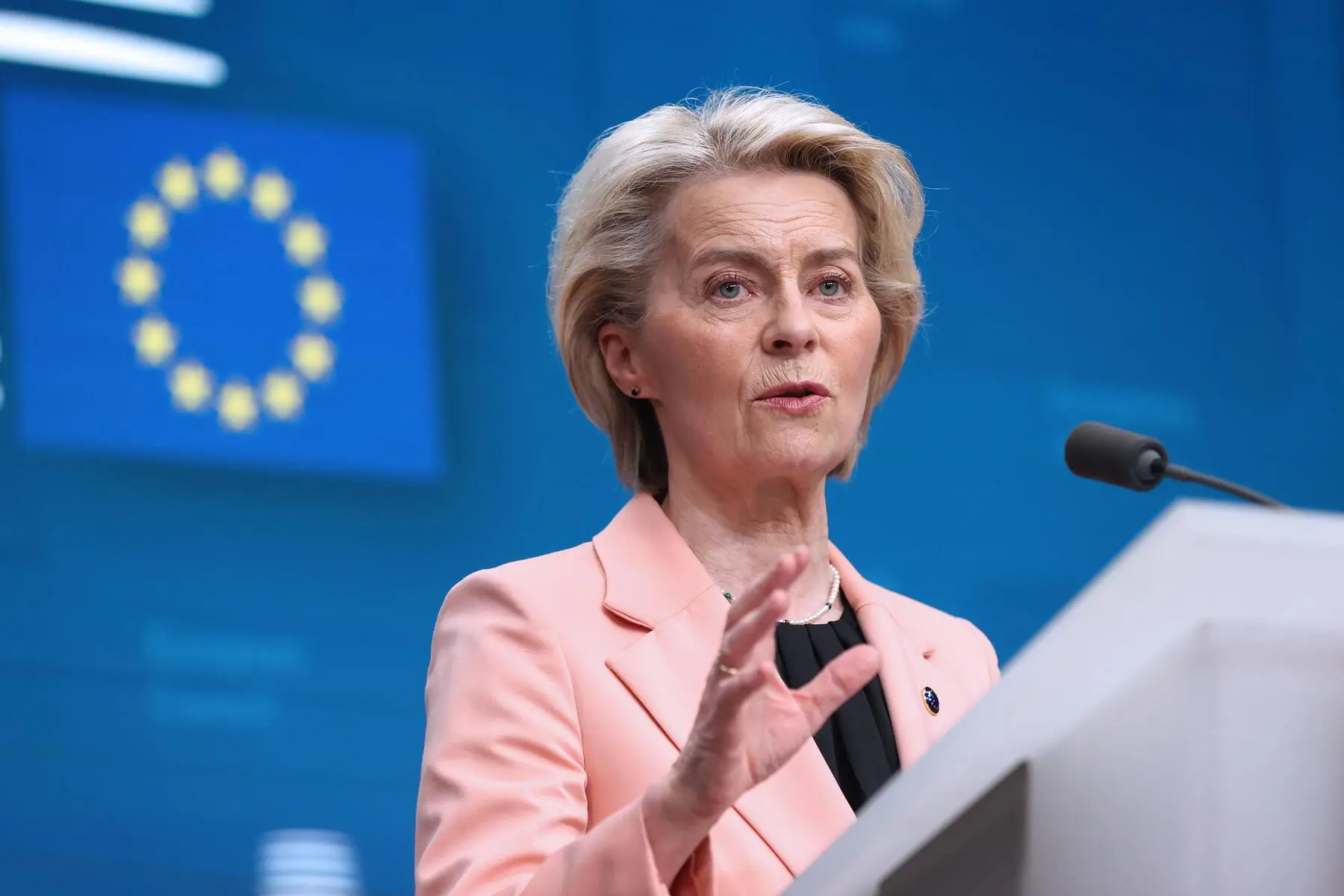 <div><span>Die Kommissionspräsidentin wird der Abstimmung heuer entspannter entgegenblicken als noch beim letzten Mal.</span> <span class="figure__credits">Imago / Zhao Dingzhe</span></div>