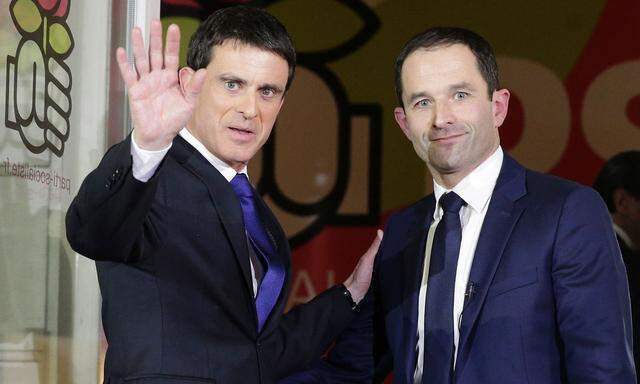Manuel Valls (li.) hält mehr von Emmanuel Macron, als seinem Parteikollen Benoit Hamon (re.).