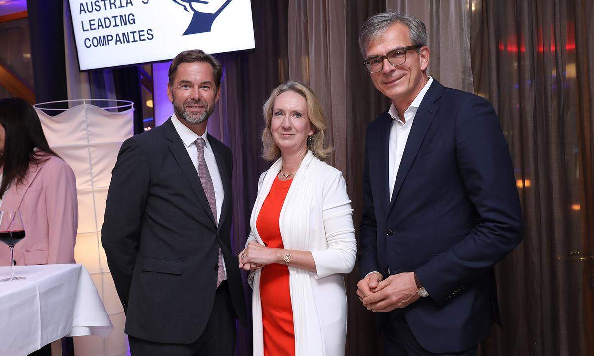 Martin Butollo, Commerzbank Country CEO Austria (l.), Christina Fromme-Knoch, Wietersdorfer Aufsichtsratsvorsitzende und Wietersdorfer-CEO Michael Junghans.