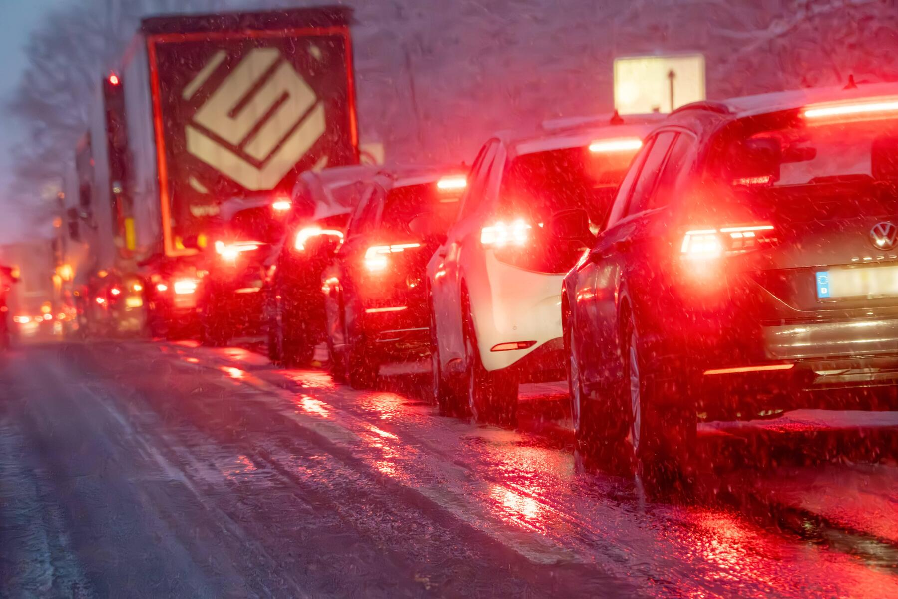 EIB frontloads carbon market funding