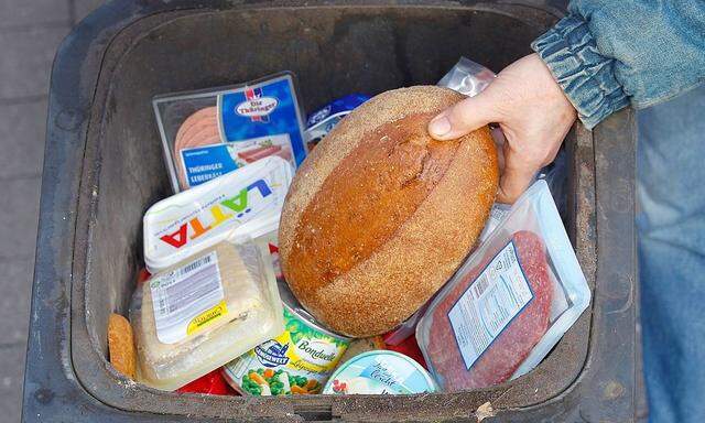 60 Mio. Tonnen Lebensmittel landen im Müll 