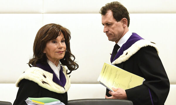 OeFFENTLICHE VERHANDLUNG VERFASSUNGSGERICHTSHOF 'ABSCHAFFUNG PFLEGEREGRESS: SALZBURGERBEHINDERTENGESETZ GLEICHHEITSWIDRIG?': BIERLEIN/GRABENWARTER