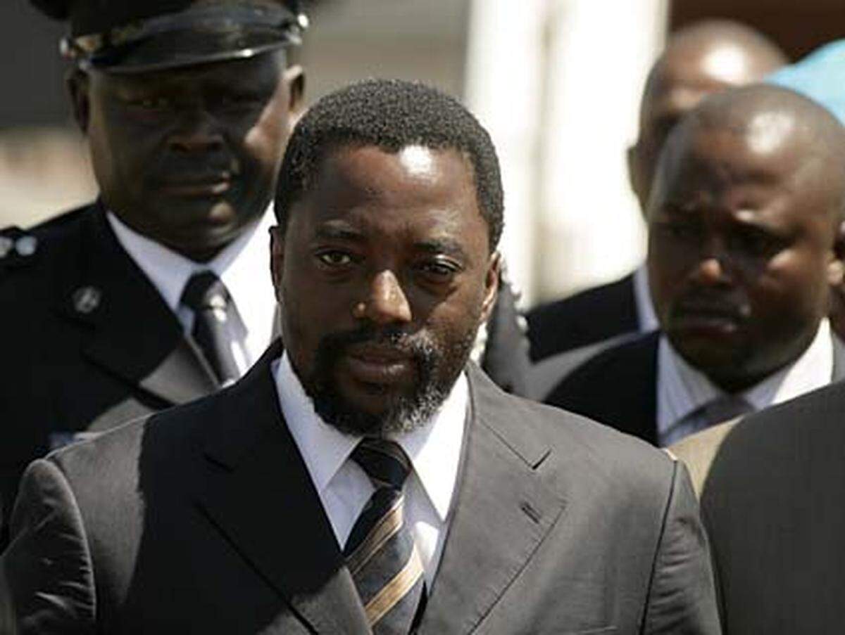 Wenn die Provinzhauptstadt Goma in die Hände der Rebellen fällt, wäre das auch ein harter Schlag für den Präsidenten Joseph Kabila. Bei den Wahlen 2006 wurde er im Osten des Landes mit überwältigender Mehrheit gewählt. Jetzt versucht er, dort Frieden zu schaffen - bisher vergeblich.