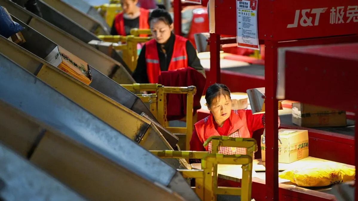 Paketflut aus China: EU-Finanzminister eliminieren Zollfreigrenze ...