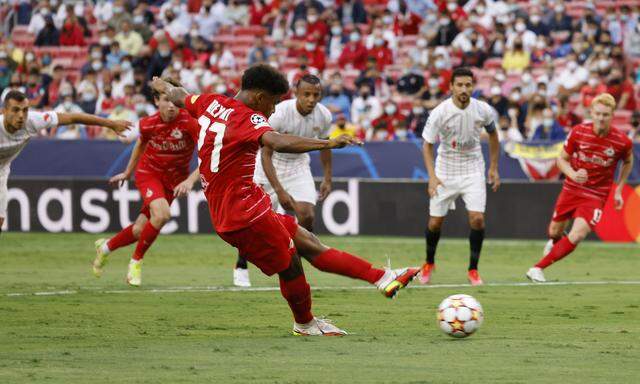 Champions League - Group G - Sevilla v FC Salzburg