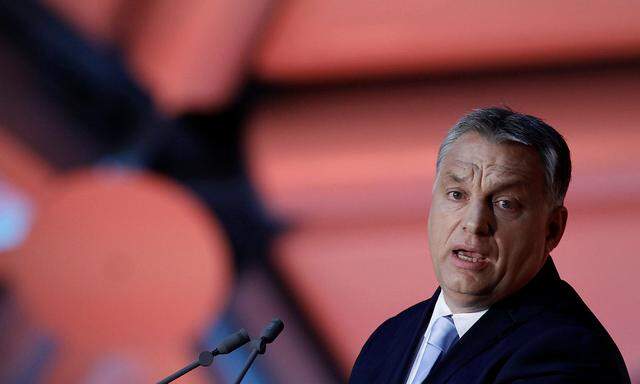 Archivbild: Viktor Orbán bei einer Rede im Juni