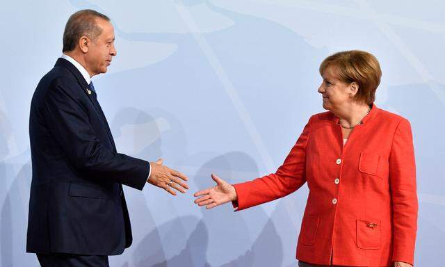Recep Tayyip Erdoğan und Angela Merkel. 