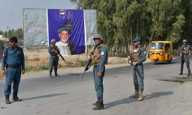 Wahlkampf in einem Klima der Unsicherheit. Afghanistans Präsident Aschraf Ghani geht heute als Favorit ins Rennen.