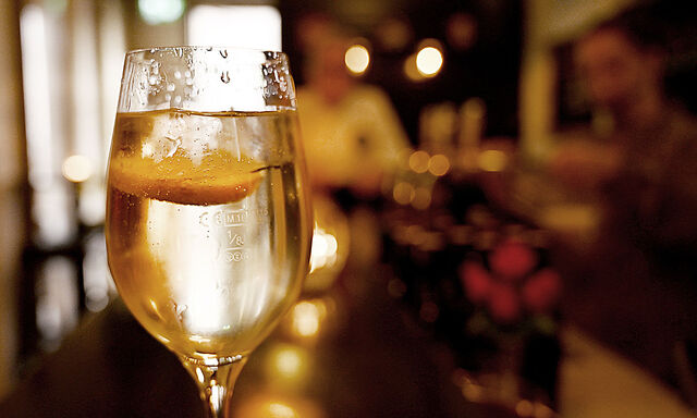 Die Gastronomie-Branche sieht nur wenig Infektionsfälle in den Betrieben - eher im bereich der Para-Gastronomie also zum Beispiel in Vereinshäusern.