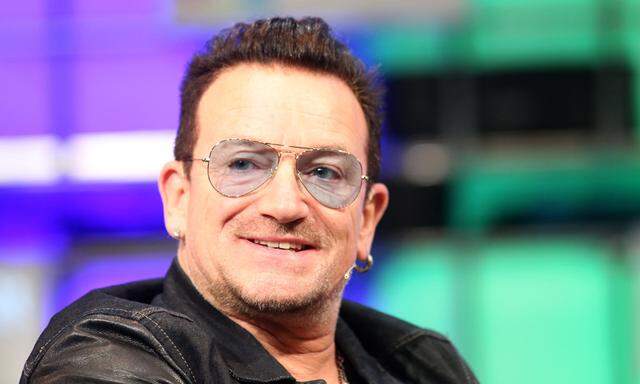 Sängerin Bono kam in einer Privatmaschine aus Dublin