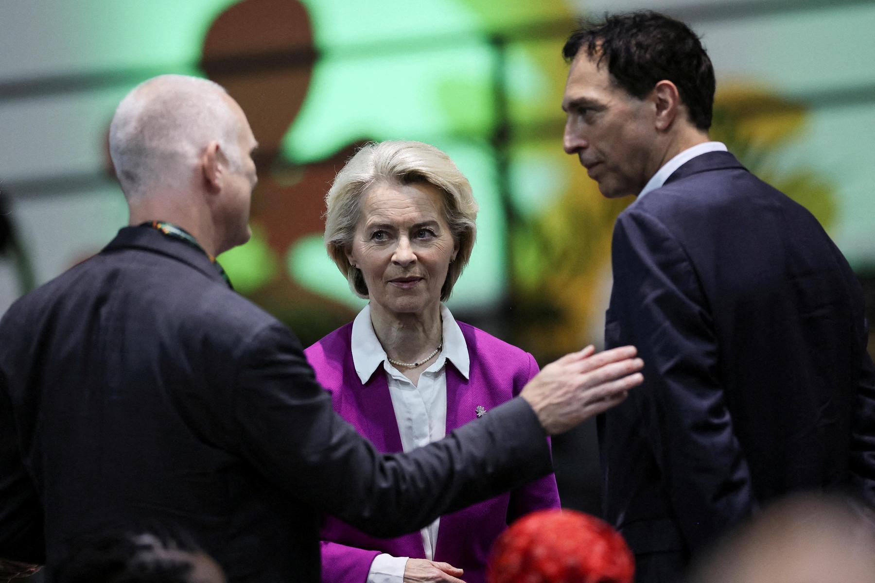 Von der Leyen responds to criticism of trillion-dollar budget plan