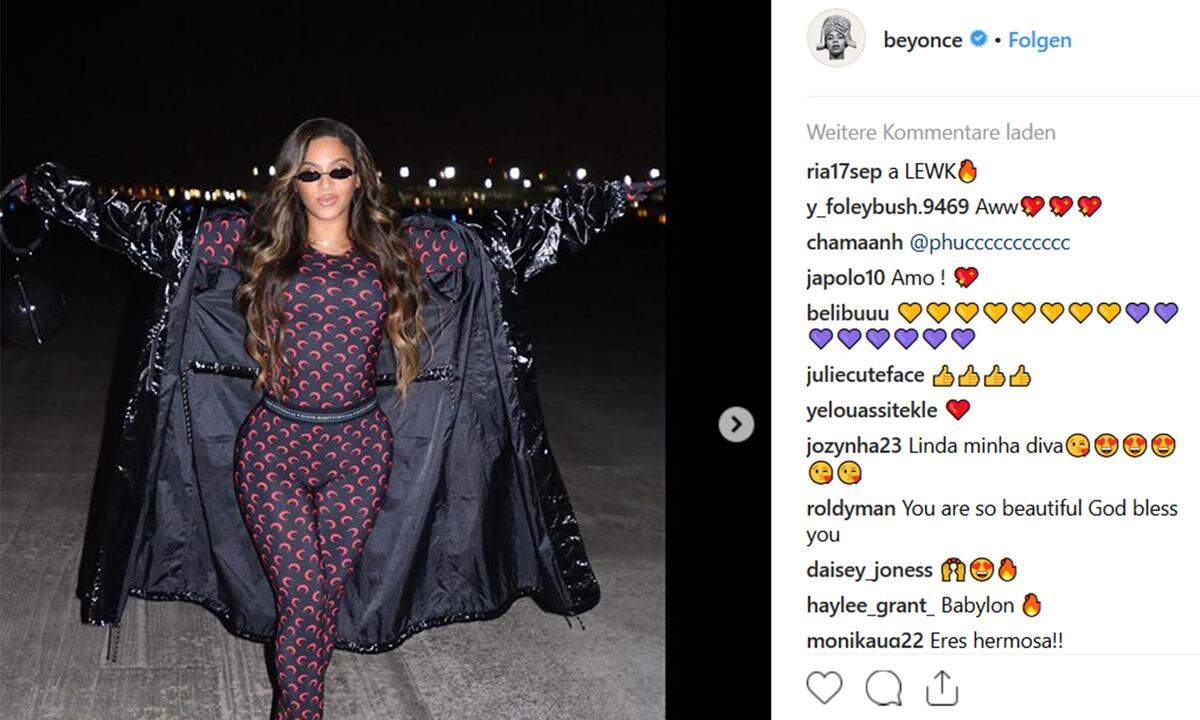 Von der neuen dunklen Haarpracht konnte nicht einmal ihr hautenger Ganzkörper-Schlüpfer mit roten Halbmonden ablenken. Auf Instagram zeigt sie auf mehreren Fotos stolz ihre neue Farbenpracht. Ihren Fans gefällt das dunkle Haar. Bleibt nur die Frage, wie lange gefällt es Blond-Fan Beyoncé?