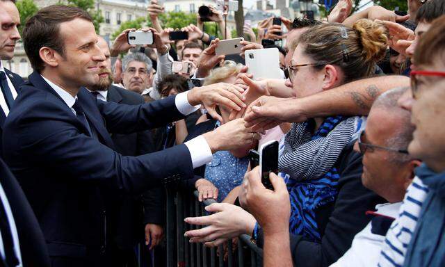 Emmanuel Macron, der junge Neo-Präsident Frankreichs, kann im Moment scheinbar nichts falsch machen.