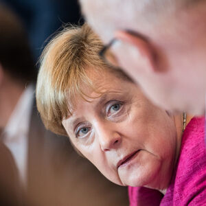 Die Regierung von Angela Merkel bringt ein Sozialpaket auf die Reihe