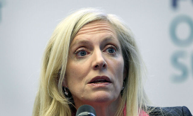 US-Notenbankdirektorin Lael Brainard: Wir sollten beim Straffen der Geldpolitik Vorsicht walten lassen