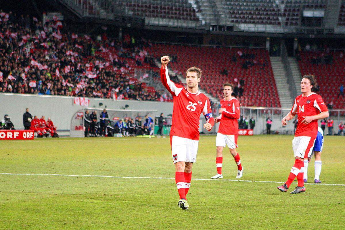 Ivanschitz und Kollegen jubeln. Das erste Spiel des Jahres ist für das ÖFB-Team ein Krampf. Es ist erst der dritte Sieg in einem Auftaktspiel seit 15 Jahren.