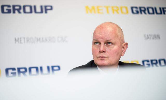Metro-Chef Olaf Koch hat derzeit einen schweren Stand