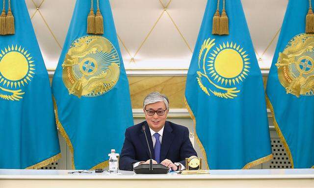 Kasachstan Kassym Schomart Tokajew Pressekonferenz NUR SULTAN KAZAKHSTAN JUNE 10 2019 Kazakhst