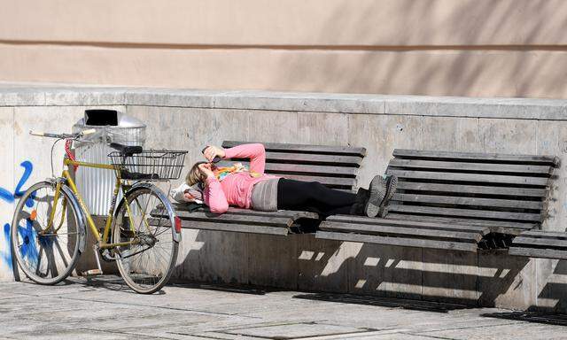 ++ THEMENBILD ++ WETTER