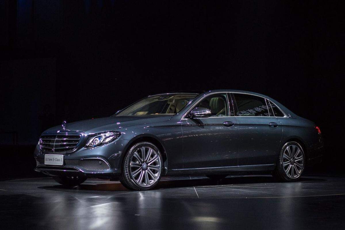 Daimler schneidet in der ICCT-Studie mit Abstand am schlechtesten ab.Der Mehrverbrauch bei der Mercedes E-Klasse liegt bei 56 Prozent.