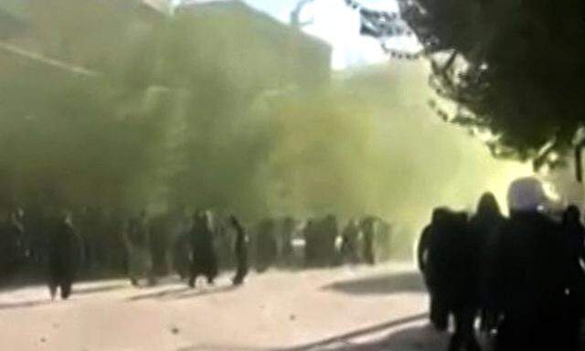 Standbild einer heimlichen Videoaufnahme: Proteste gegen das Regime in der Stadt Javanrud in den Kurdengebieten des Iran.