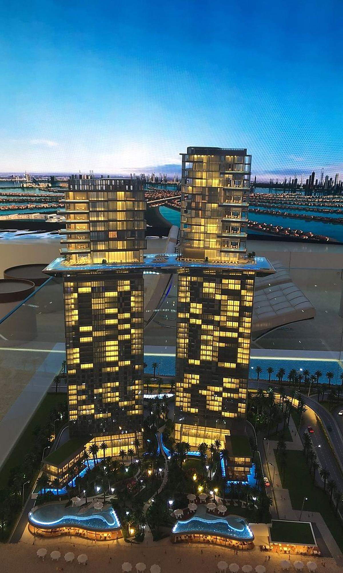Ein neuer Tower für Dubai. In den obersten Etagen des Palm360 an der Spitze von The Palm soll es zwölf Penthouses gegen - davon sechs zweistöckige.