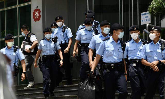 June 17, 2021, Hongkong, Hongkong, China: The Hongkong police arrest five senior executives of Next Digital for the crim