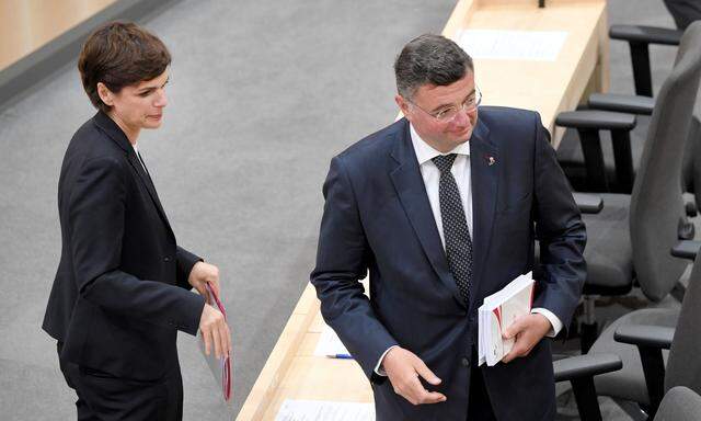SPÖ-Chefin Pamela Rendi-Wagner und Jörg Leichtfried 