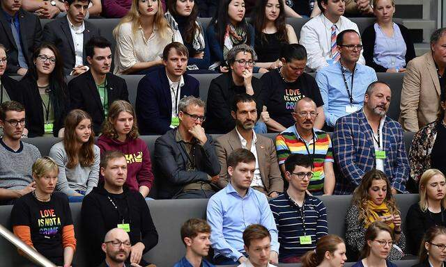 Besucher im deutschen Bundestag