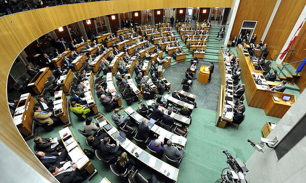 Nebeneinkünfte: Nationalrat repariert Gesetz