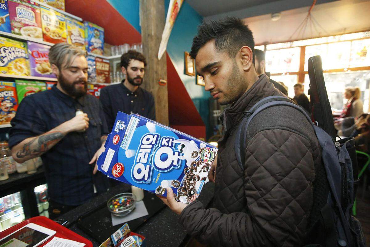 Alle gängigen US-Cerealien wie Special K, Frosties und Rice Krispies befinden sich im Sortiment, hinzu kommen Frühstücksflocken aus Korea, Australien oder Frankreich.