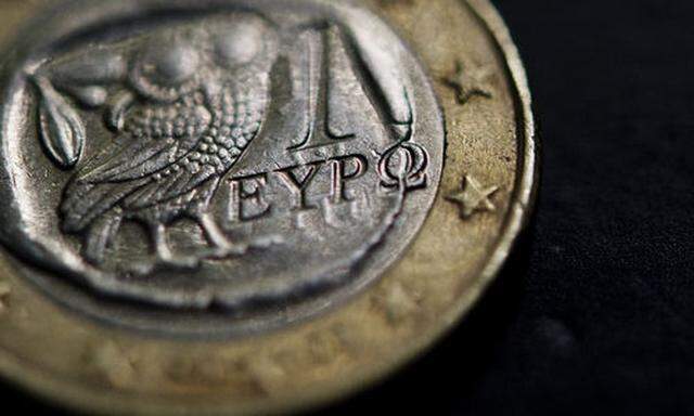 Ratingagentur stuft Kreditwuerdigkeit Griechenlands weiter herab
