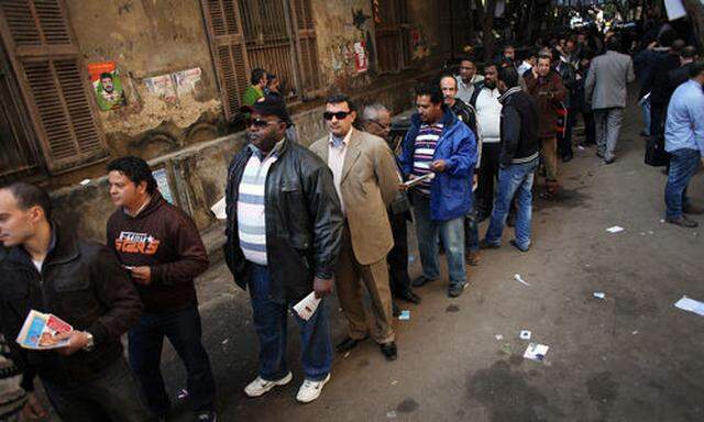Hohe Beteiligung Parlamentswahl aegypten