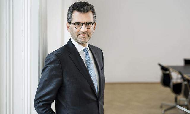 Armenak Utudjan, Wirtschaftsanwalt in Wien