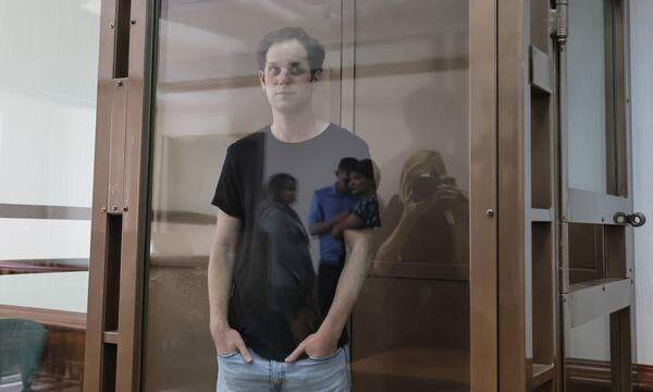 Evan Gershkovich sitzt in russischer Untersuchungshaft. Er wurde im März vom FSB festgenommen.