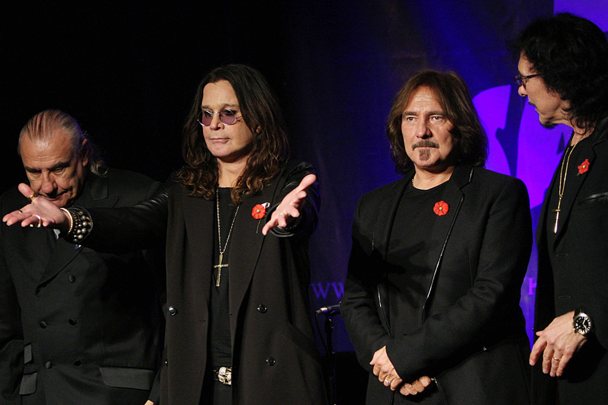 Am Montag wurden die Gerüchte bestätigt: Black Sabbath und Original-Sänger Ozzy Osbourne haben wieder zusammengefunden. Aus diesem Anlass hat die Kultur-Redaktion von DiePresse.com eine Galerie mit jenen Rock-Legenden erstellt, die es genauso wie Ozzy geschafft haben, von Drogen und Alkohol loszukommen.