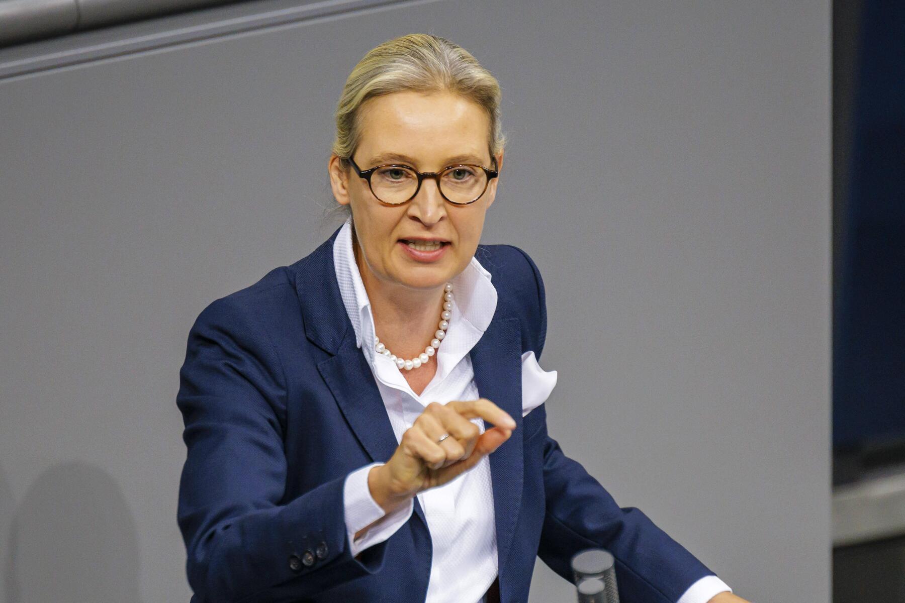 Alice Weidel schreibt jetzt in der Schweizer „Weltwoche“ – DiePresse.com