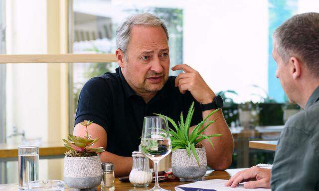 Andreas Schieder: „Junge Politiker der Volkspartei haben versucht, sich den Staat unter den Nagel zu reißen.“