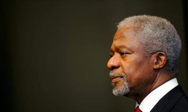 Nach dem Tod des ehemaligen UNO-Generalsekretärs Kofi Annan haben sich Politiker aus aller Welt betroffen gezeigt und die Verdienste des Friedensnobelpreisträgers hervorgehoben