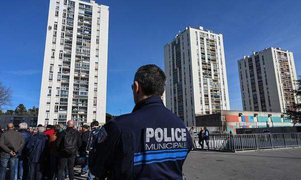 Die Polizei war im Problemviertel Pissevin in der Stadt Nîmes zuletzt verstärkt im Einsatz.