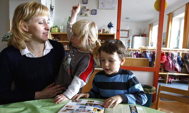 Erster Master fuer Kindergaertnerinnen