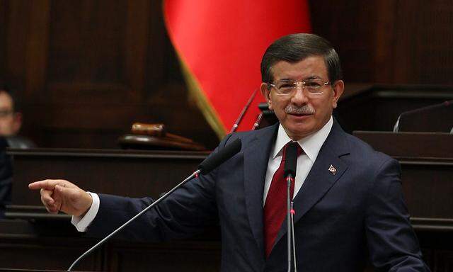 Der türkische Premier Ahmet Davutoglu ist mit Koalitionsgesprächen gescheitert