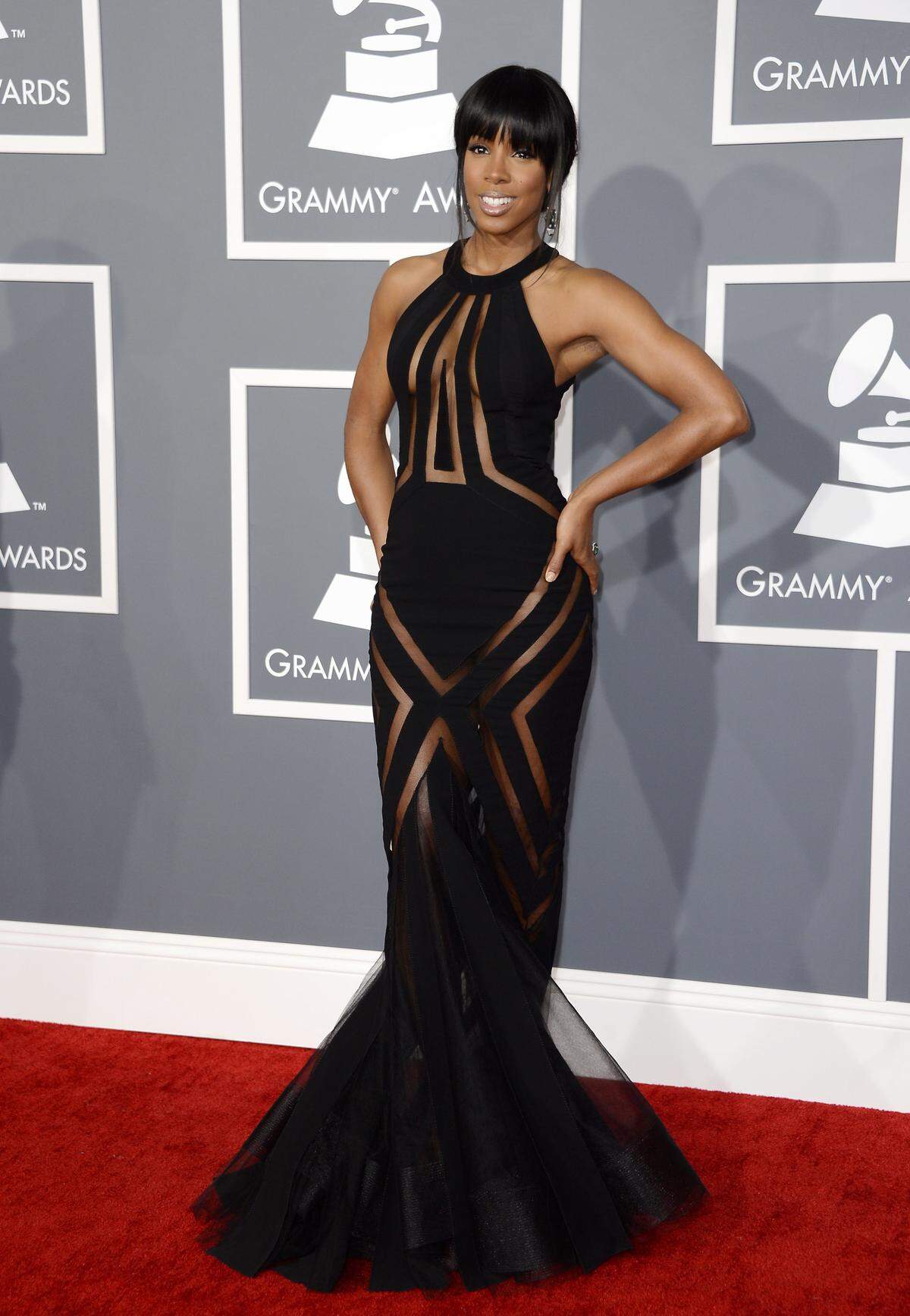 Kelly Rowland in Georges Chakra.