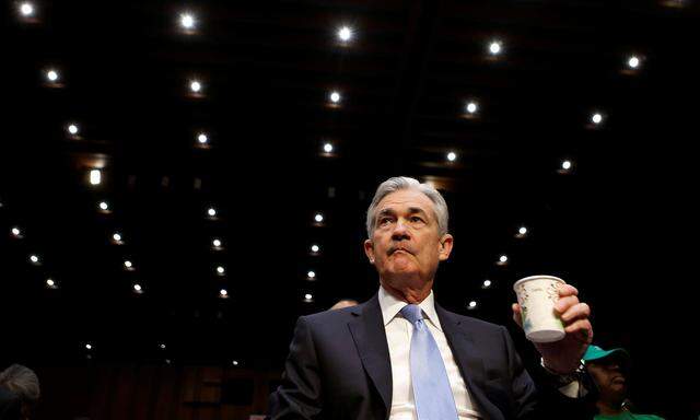 Jerome Powell legte am Montag seinen Amtseid ab und schwört, für Wachstum und einen soliden Arbeitsmarkt zu sorgen.