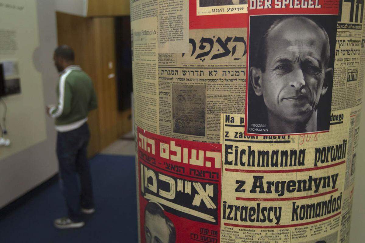 Am 21. Mai 1960 landet das Flugzeug mit Eichmann an Bord in Israel. "Das Monster trägt Handschellen!", meldet Mossad-Chef Isser Harel Ministerpräsident David Ben-Gurion.